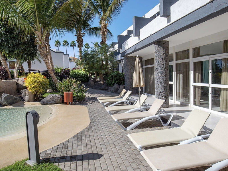 R2 Romantic Fantasia Suites