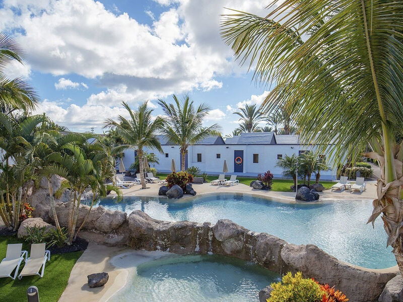 R2 Romantic Fantasia Suites