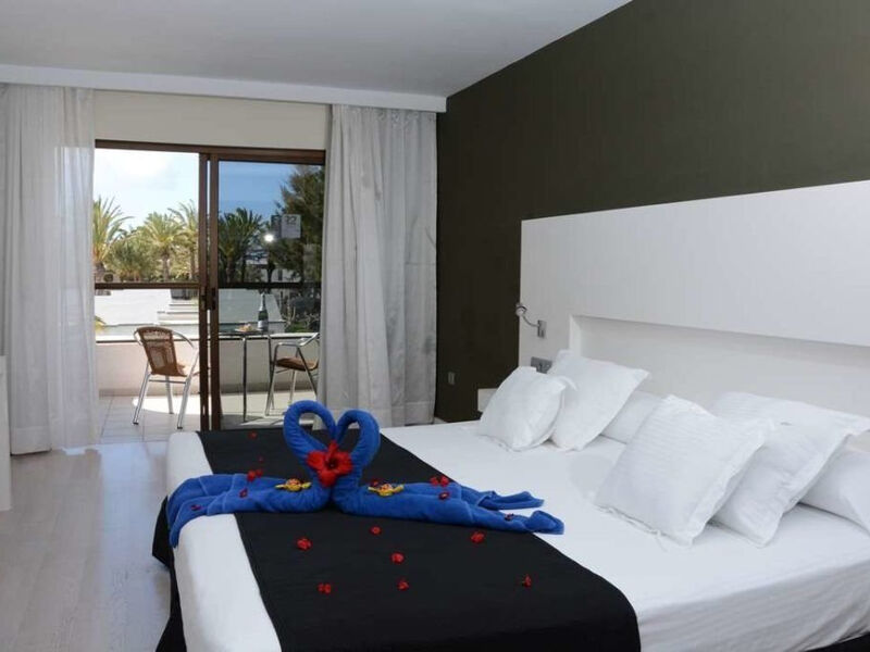 R2 Romantic Fantasia Suites