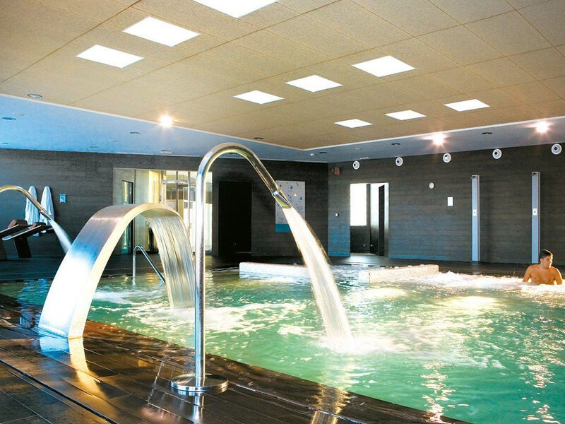 R2 Romantic Fantasia Suites