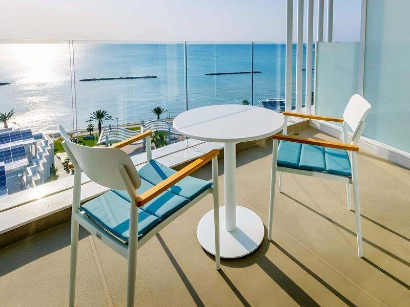 Radisson Beach Resort Larnaca