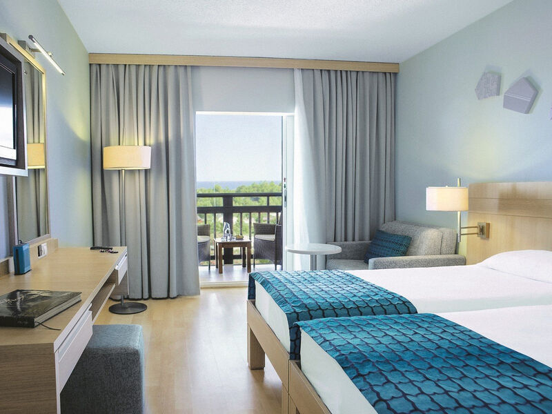 Radisson Beach Resort Palm Jumeirah