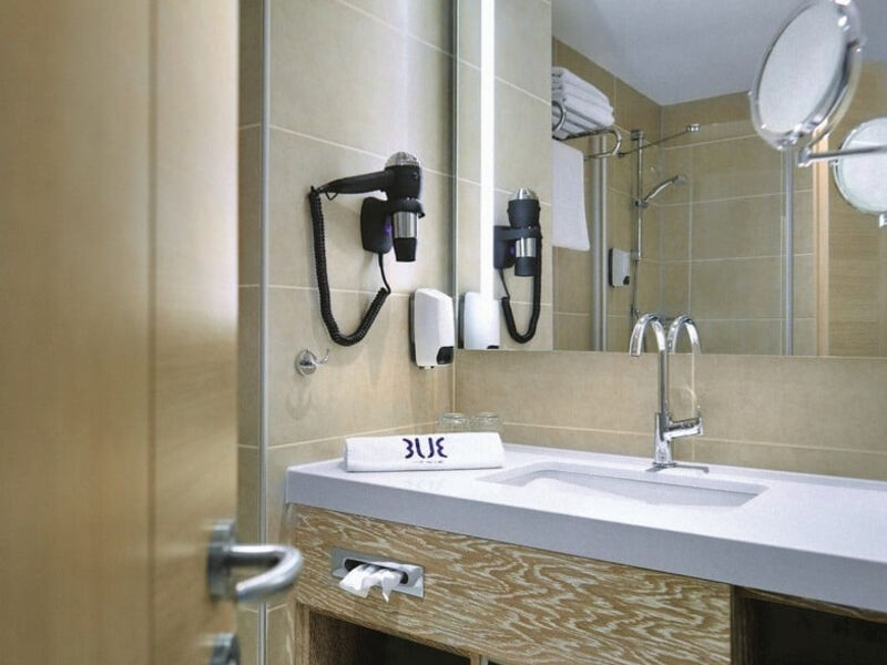 Radisson Beach Resort Palm Jumeirah