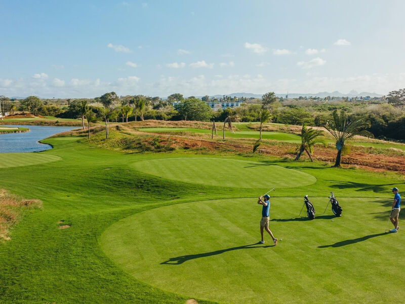 Radisson Blu Azuri Resort & Spa