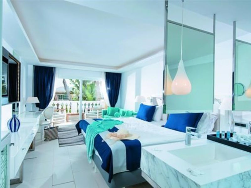 Radisson Blu Beach Ex (Minos Imperial)