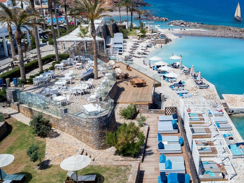 Radisson Blu Beach Resort