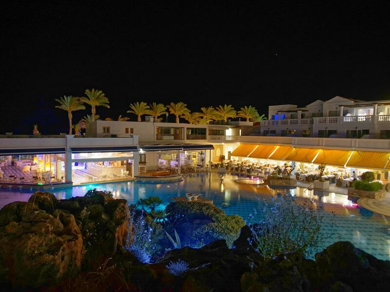 Radisson Blu Beach Resort