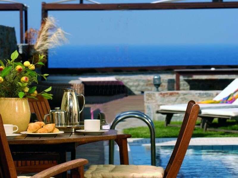 Radisson Blu Beach Resort