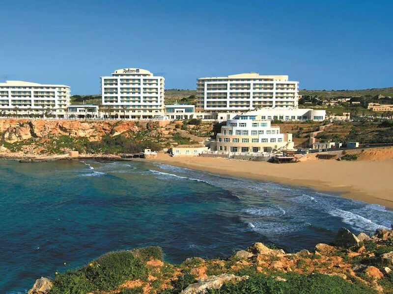 Radisson Blu Golden Sands