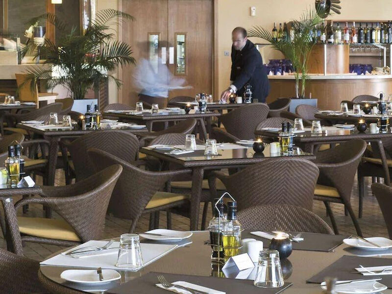 Radisson Blu Golden Sands