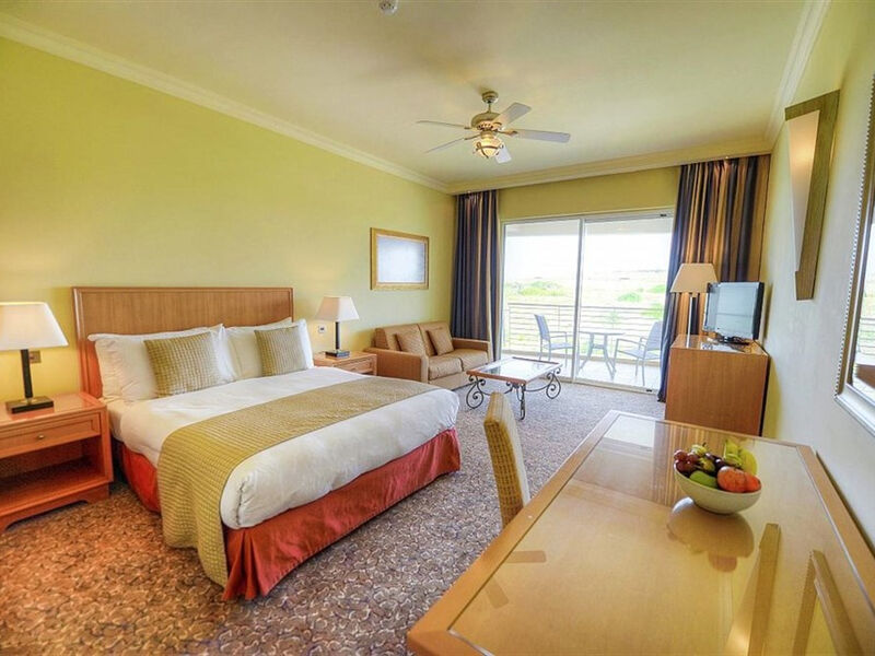 Radisson Blu Golden Sands