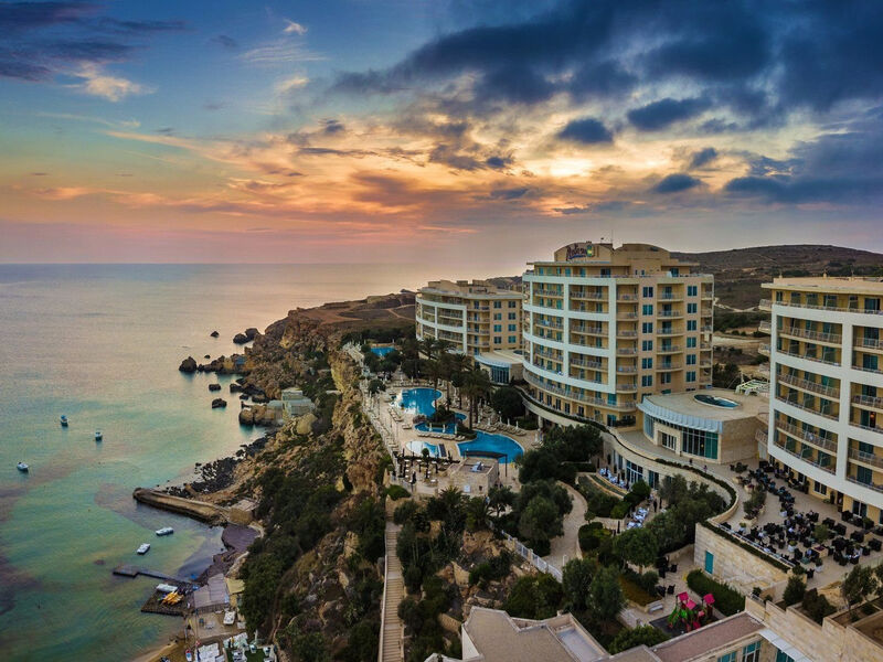 Radisson Blu Golden Sands