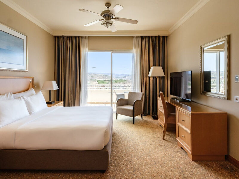 Radisson Blu Golden Sands