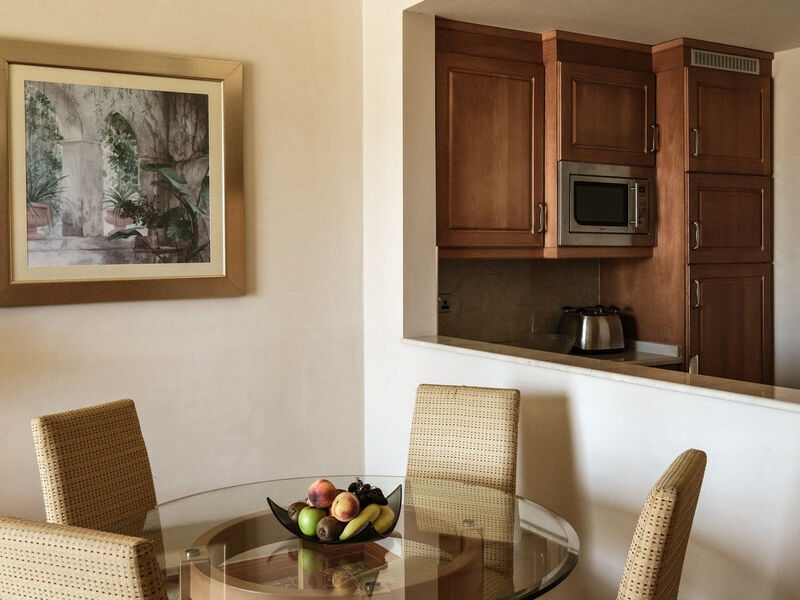 Radisson Blu Golden Sands