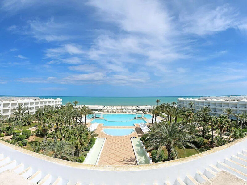 Radisson Blu Palace Resort & Thalasso