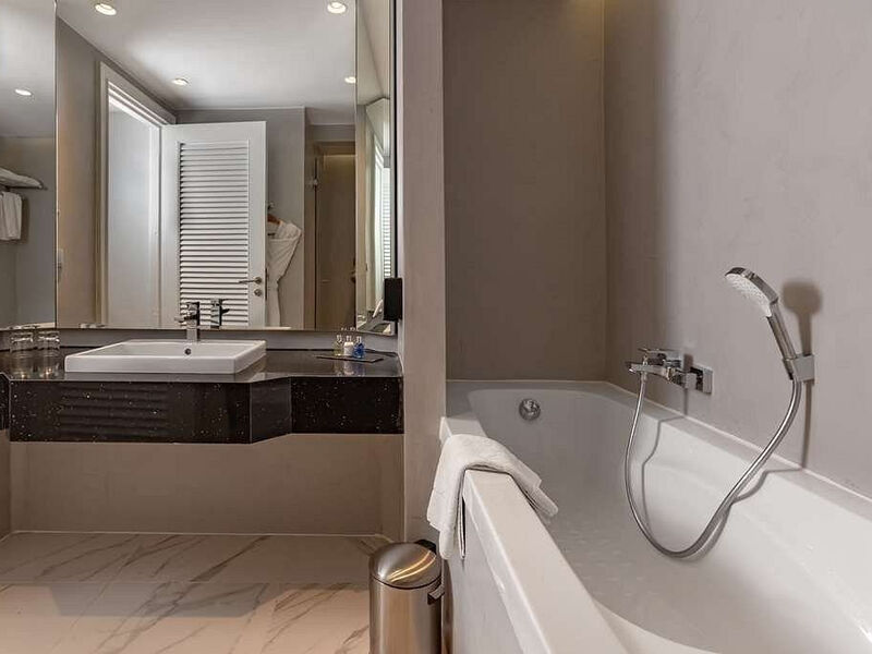 Radisson Blu Palace Resort & Thalasso