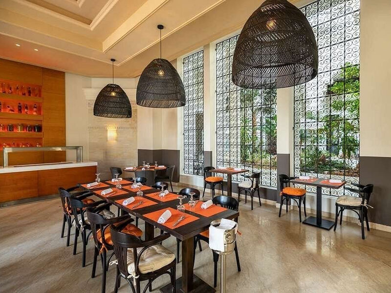 Radisson Blu Palace Resort & Thalasso