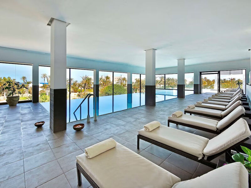 Radisson Blu Palace Resort & Thalasso