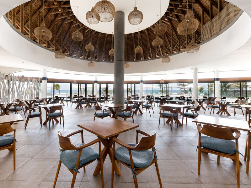 Radisson Blu Poste Lafayette Resort & Spa