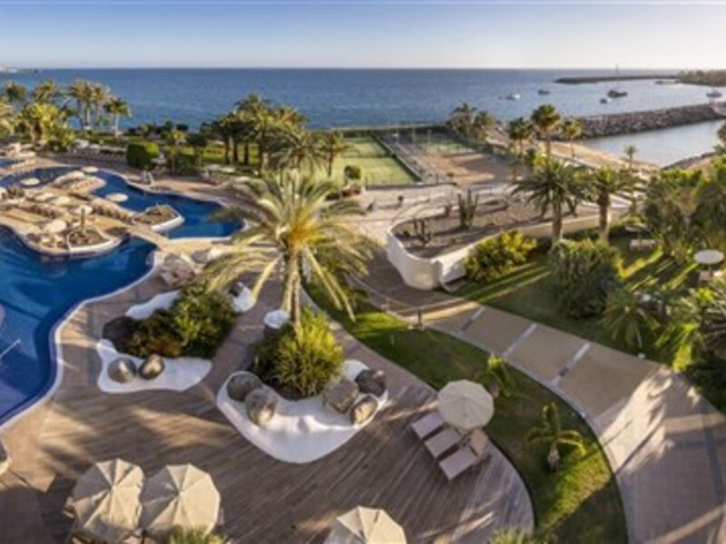 Radisson Blu Resort