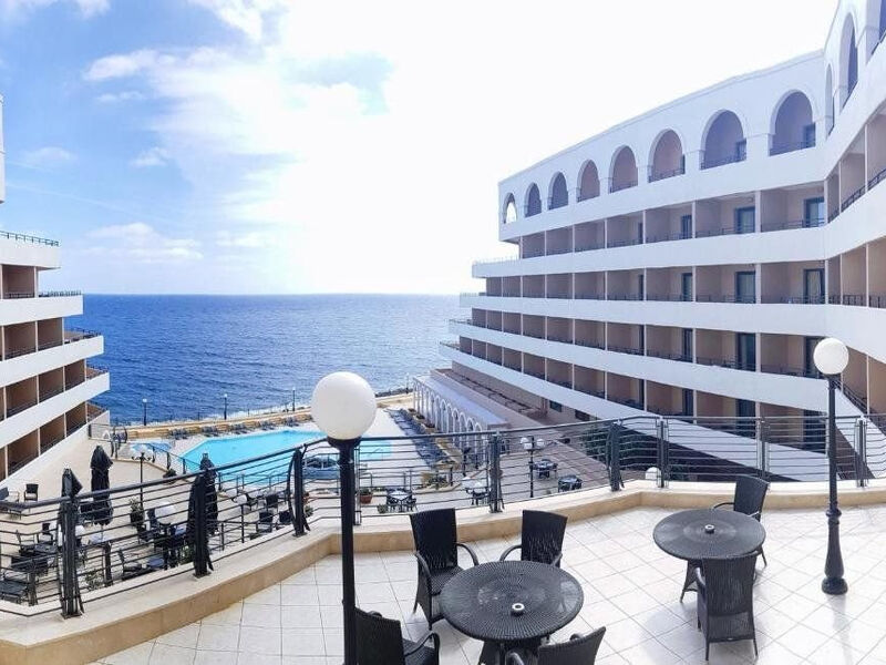 Radisson Blu St. Julian'S Resort