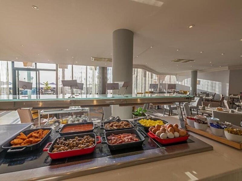 Radisson Blu St. Julian'S Resort