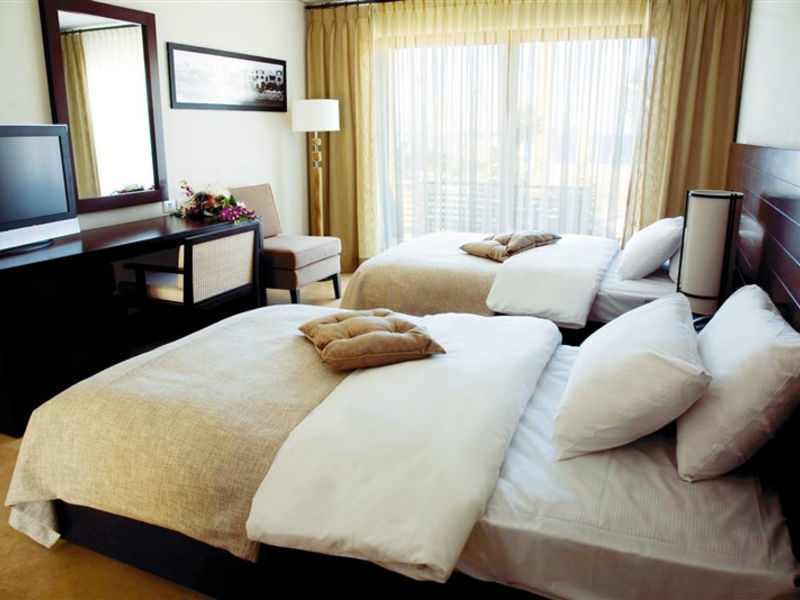 Radisson Blu Tala Bay