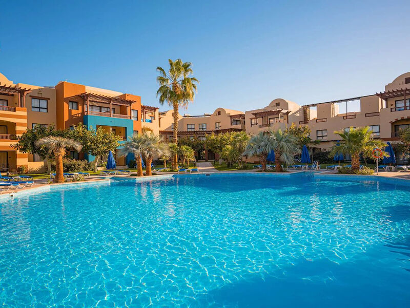 Radisson Marina Resort Port Galib