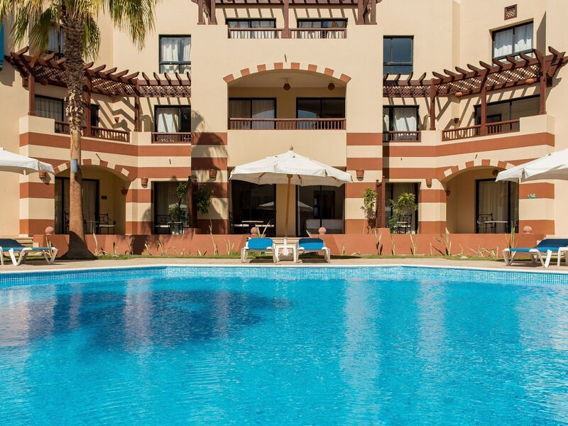 Radisson Marina Resort Port Galib