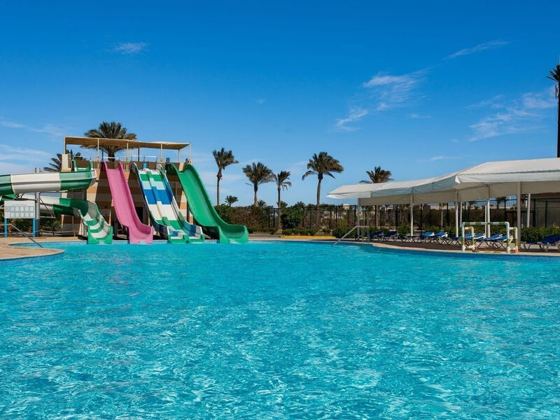 Radisson Marina Resort Port Galib