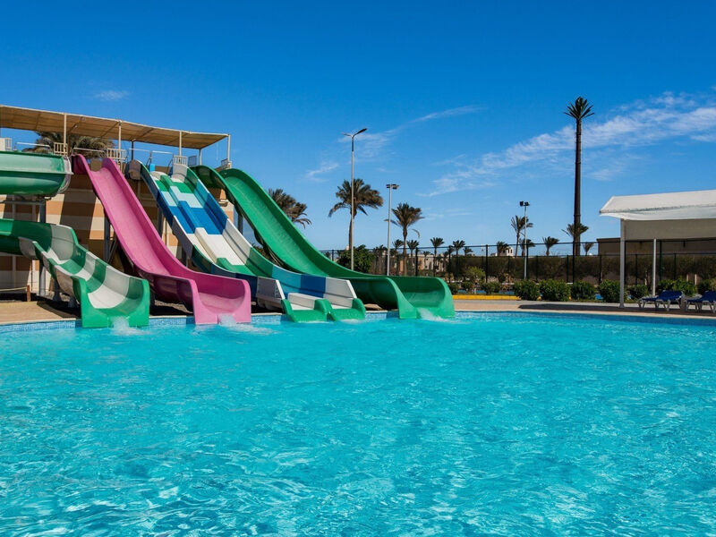 Radisson Marina Resort Port Galib