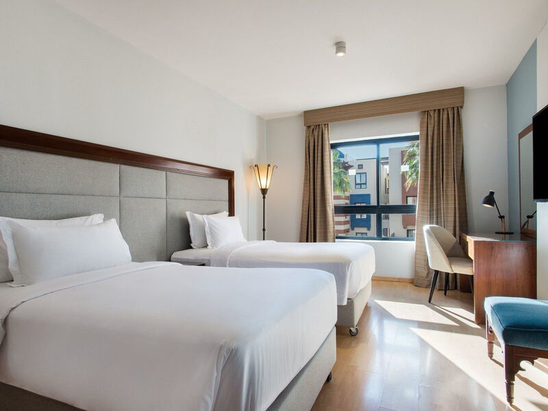 Radisson Marina Resort Port Galib