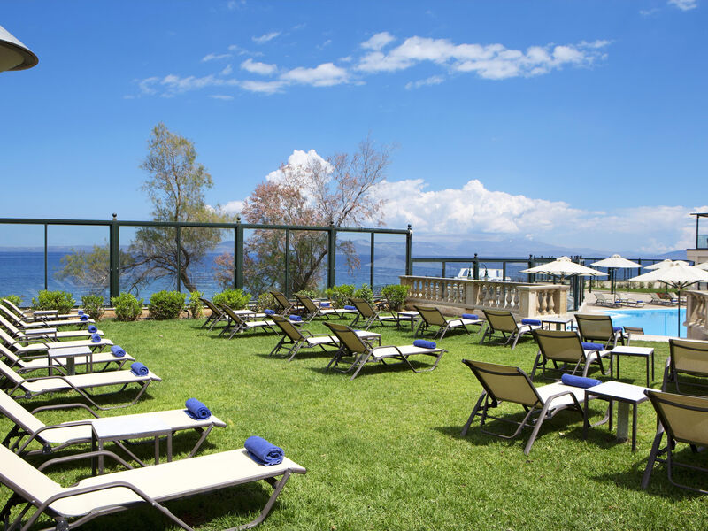 Ramada Attica Riviera