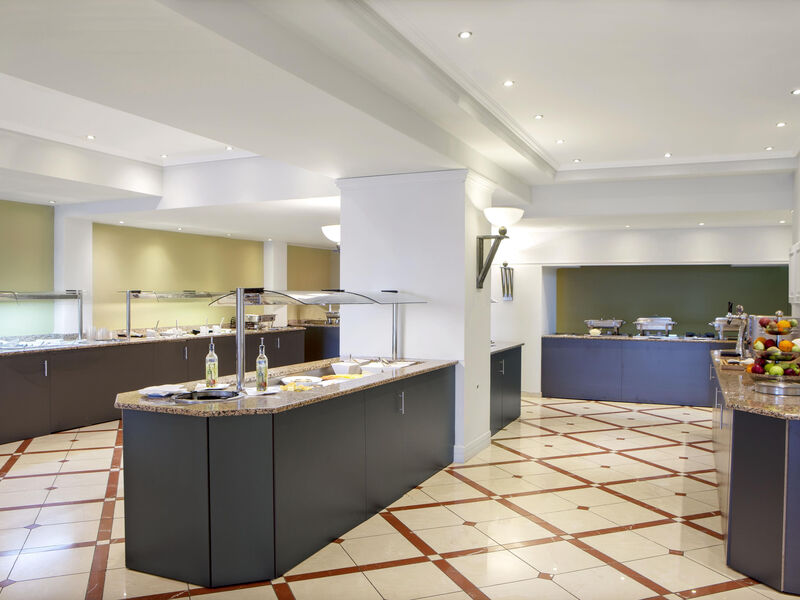 Ramada Attica Riviera