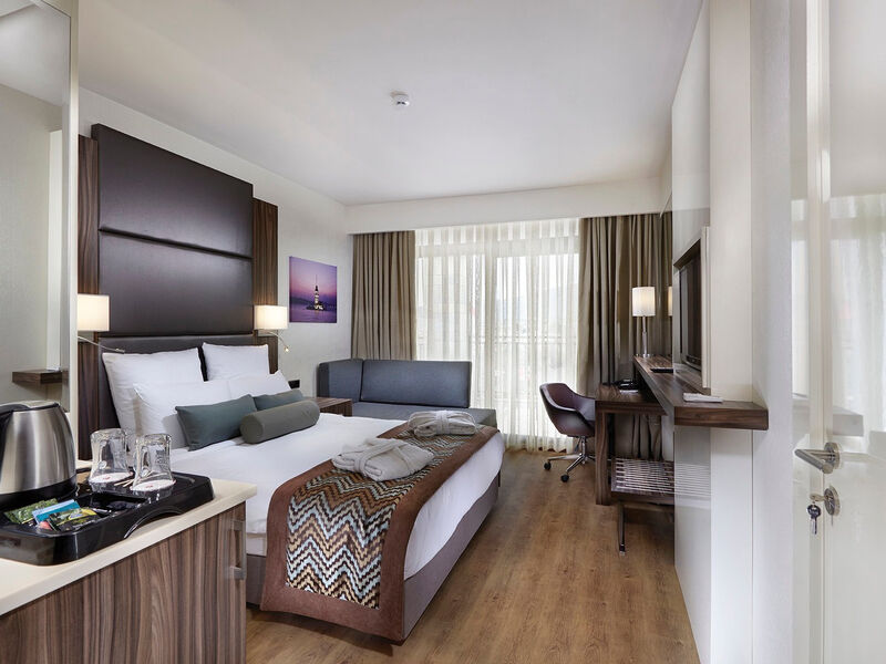 Ramada By Wyndham
