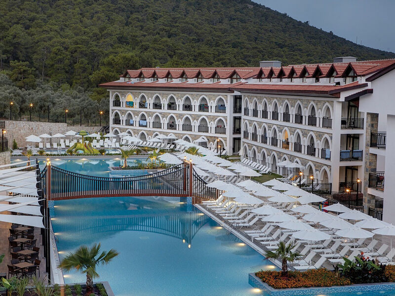 Ramada By Wyndham