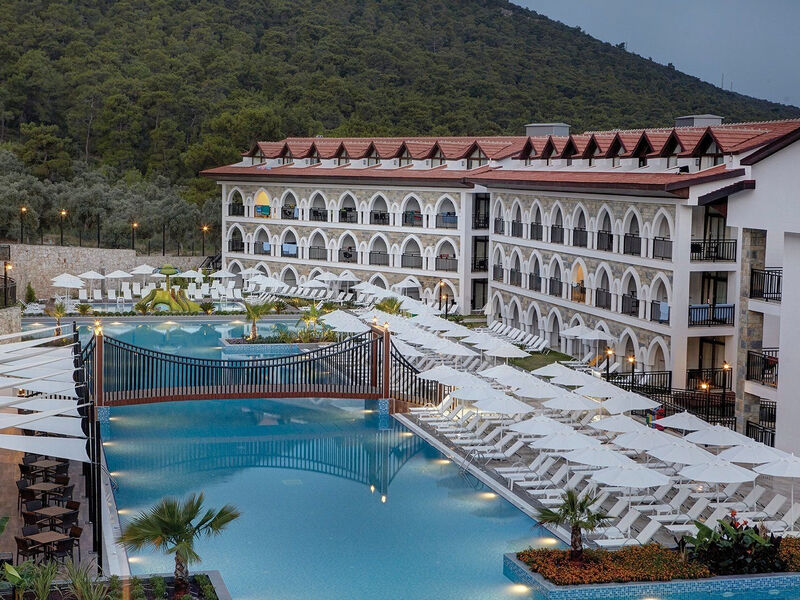 Ramada By Wyndham