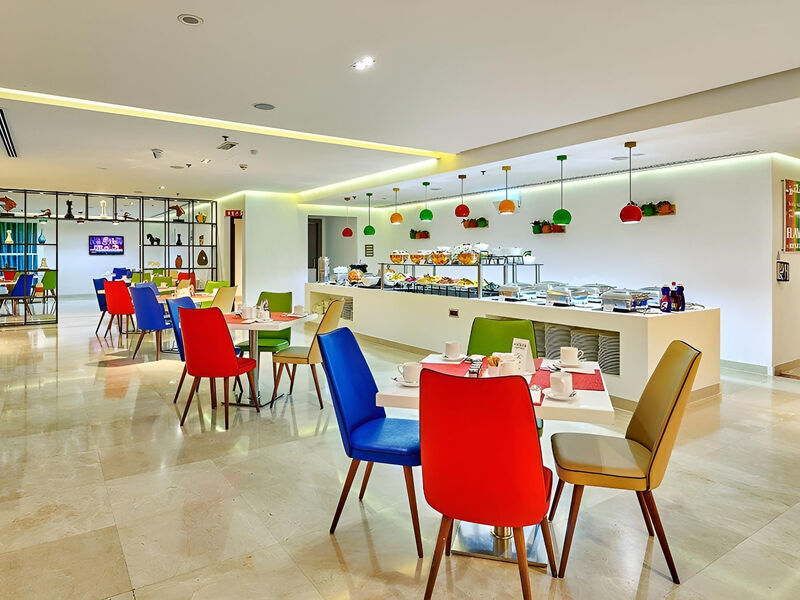 Ramada Hotel & Suites By Wyndham JBR