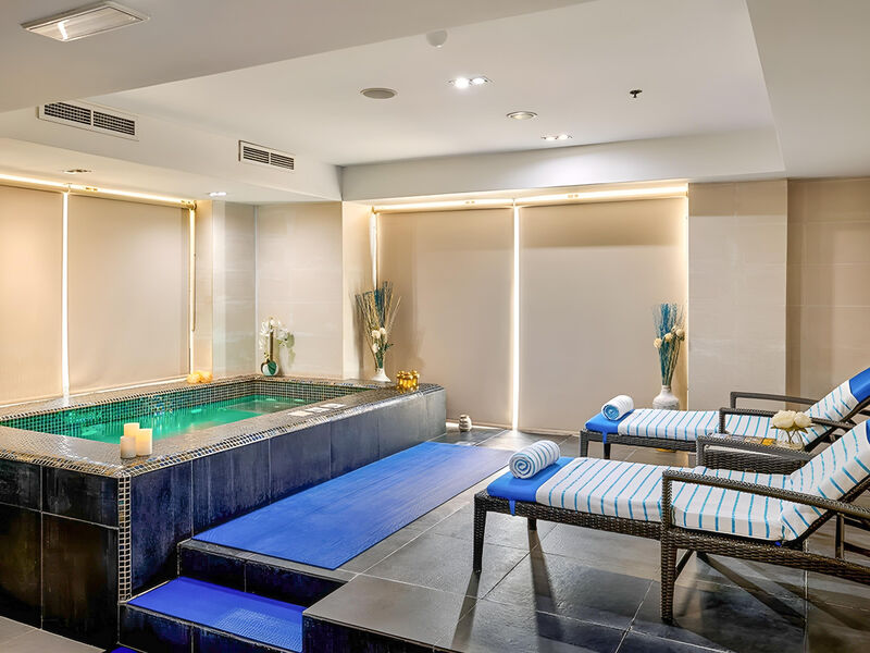 Ramada Hotel & Suites By Wyndham JBR