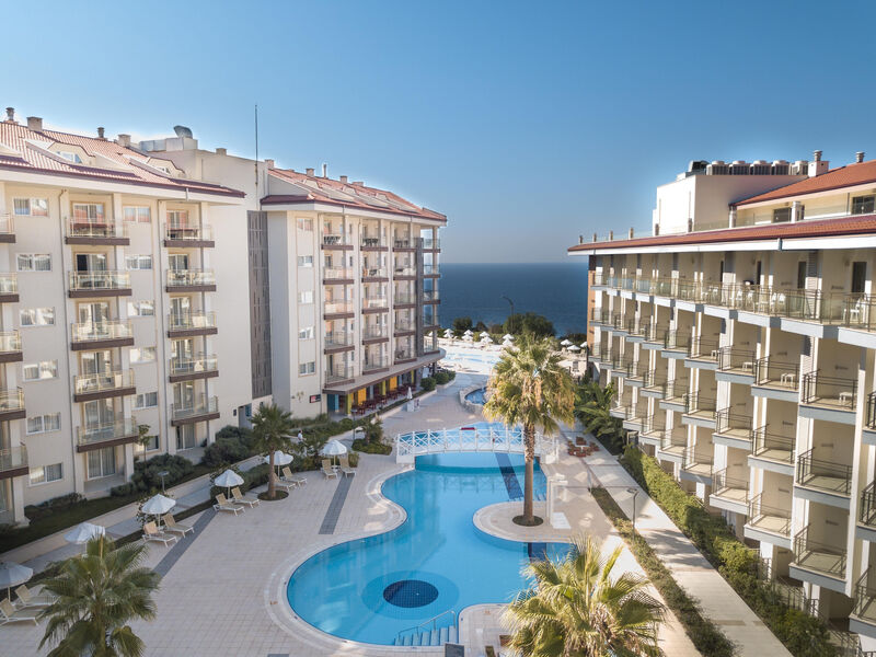 Ramada Hotel & Suites Kusadasi