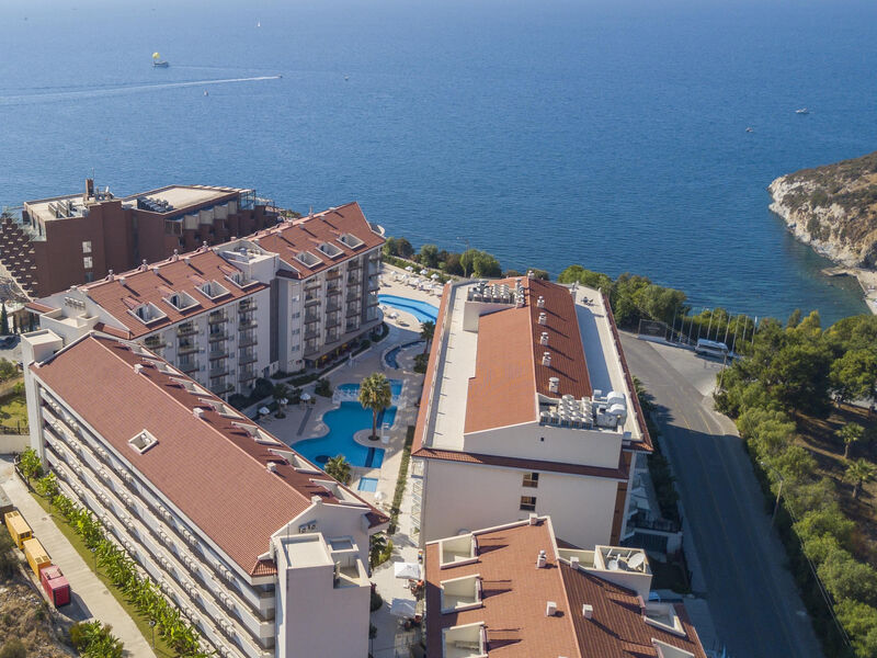Ramada Hotel & Suites Kusadasi