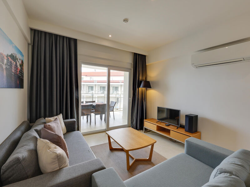 Ramada Hotel & Suites Kusadasi