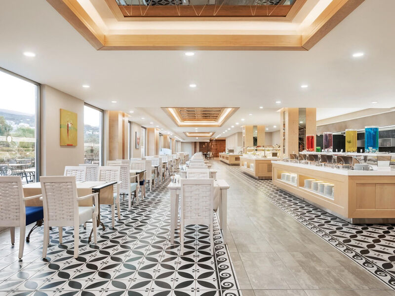 Ramada Hotel & Suites Kusadasi