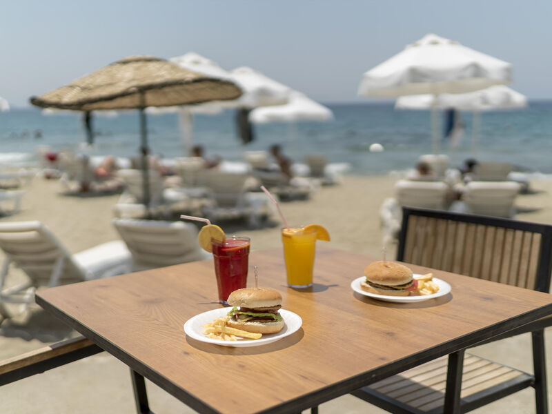 Ramada Hotel & Suites Kusadasi