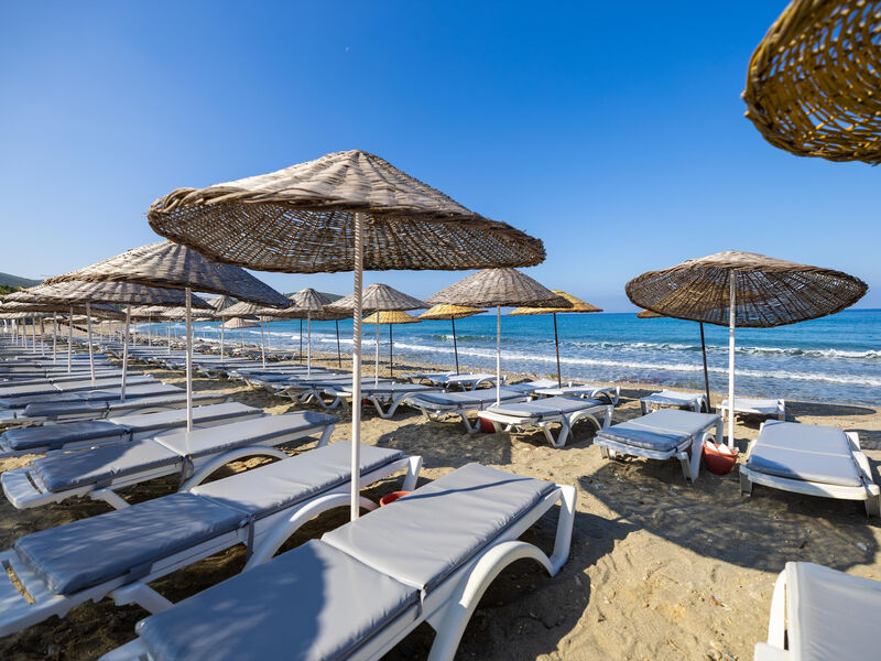 Ramada Hotel & Suites Kusadasi