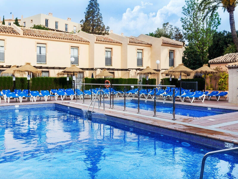 Ramada Hotel Suites Costa Del Sol
