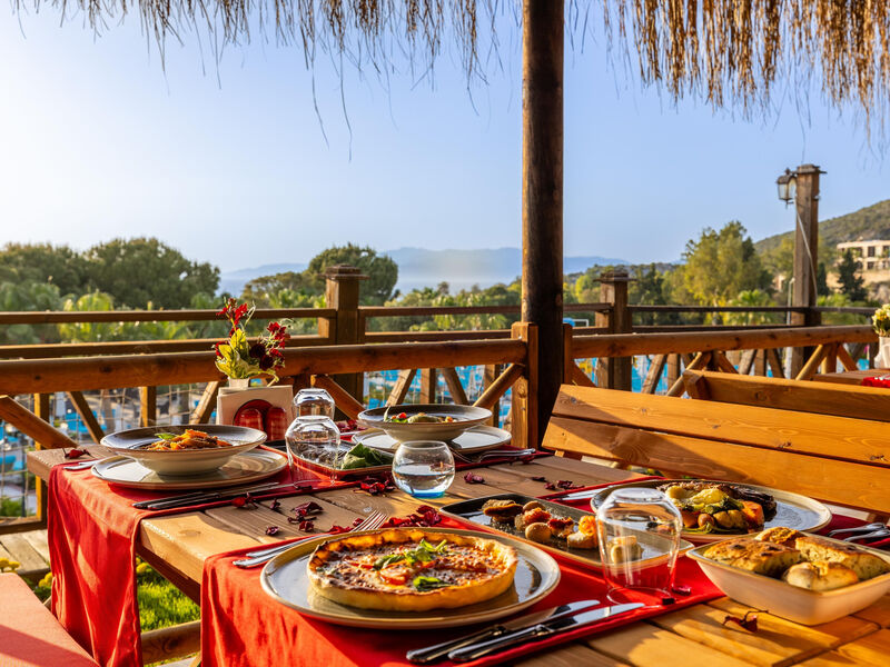 Ramada Resort By Kusadasi & Golf