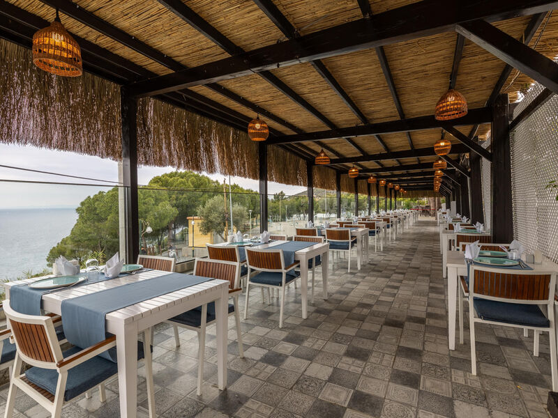 Ramada Resort By Kusadasi & Golf