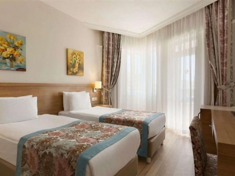 Ramada Resort Lara