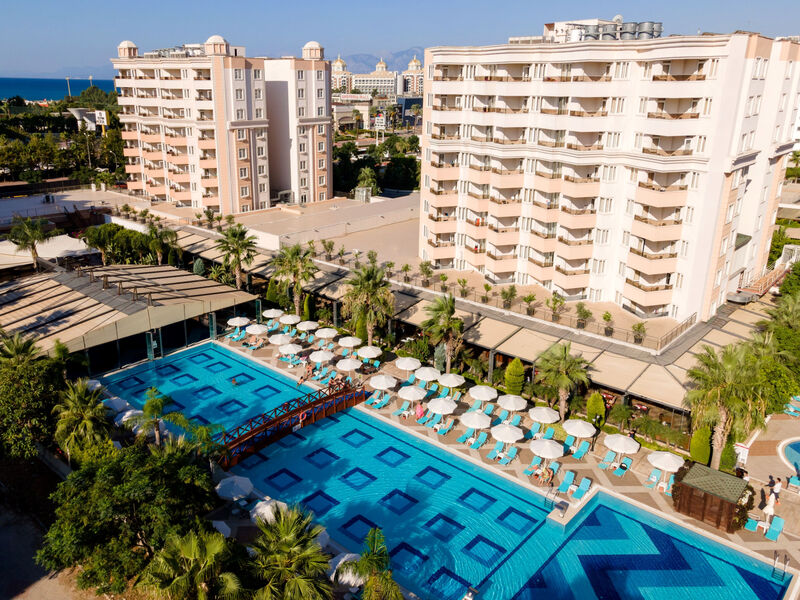 Ramada Resort Lara